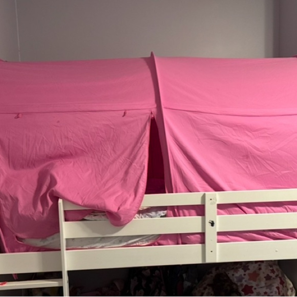 Full sized bed tent